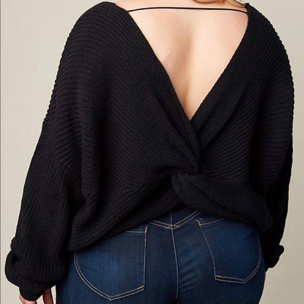 Knot Back Sweater in Black